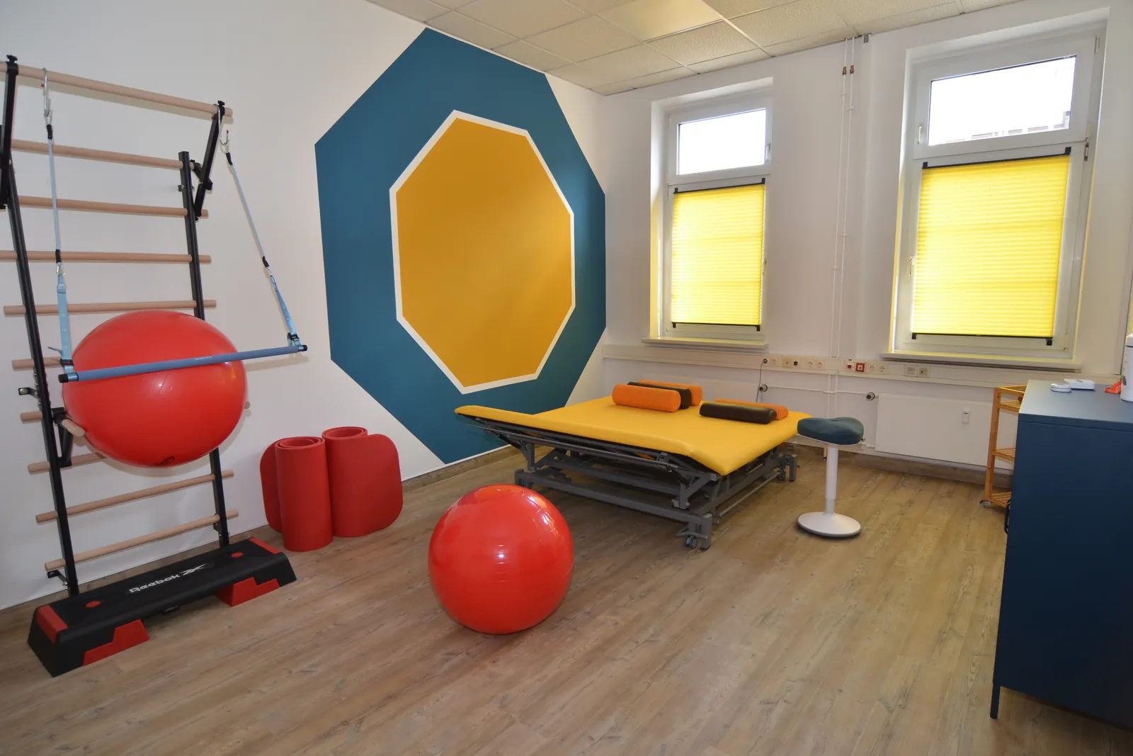 Trainings- und Behandlungsraum der Physiotherapie Zemke-Lahl in Güstrow